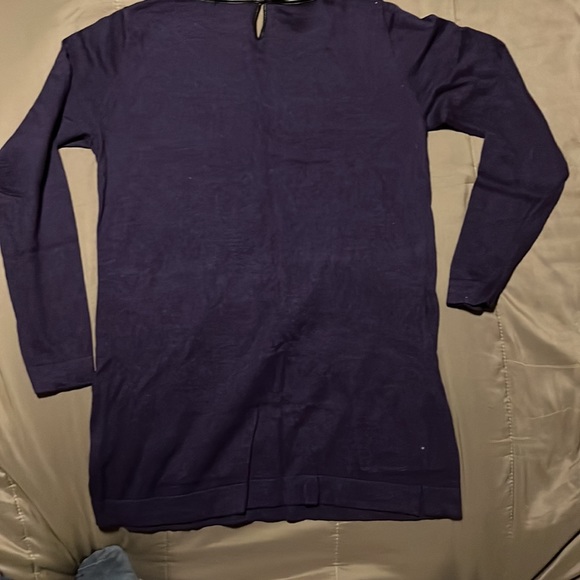 4/$65. Dalia light weight sweater. Size medium. Great condition. - Picture 4 of 4